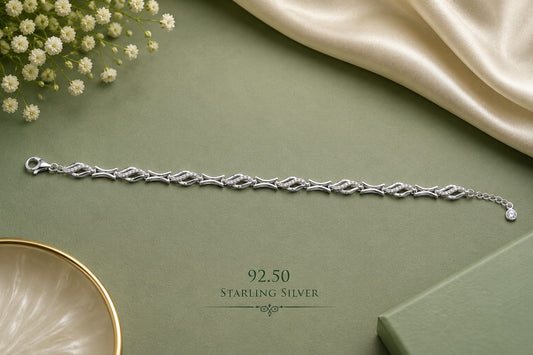925 Sterling Silver Elegant Ladies Lucky Bracelet
