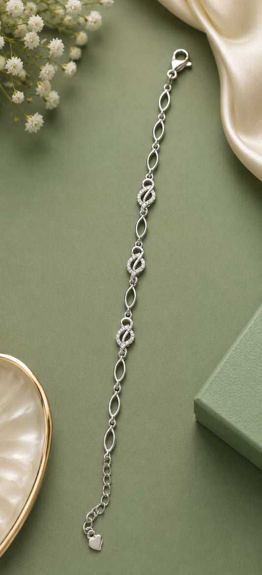 925 Sterling Silver Elegant Ladies Lucky Bracelet