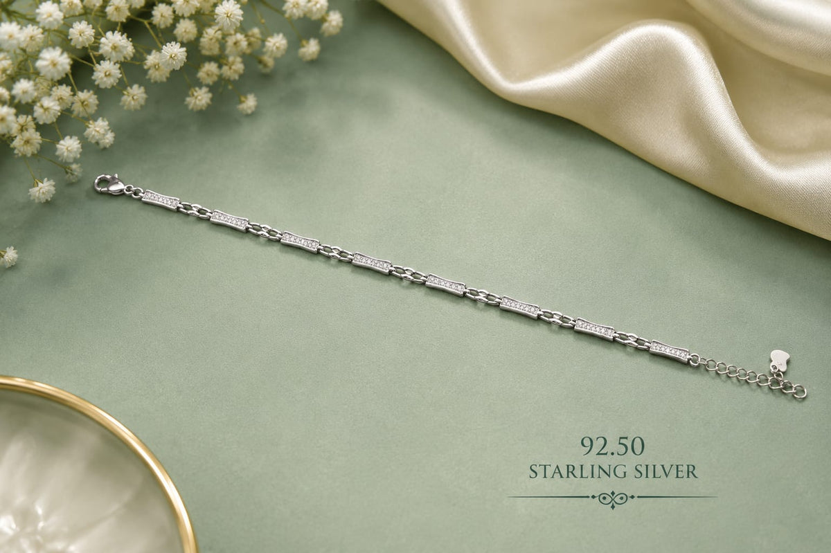 925 Sterling Silver Elegant Ladies Lucky Bracelet